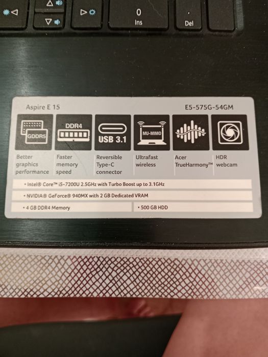 Продам ноутбук Acer Aspire E15 (E5-575G)