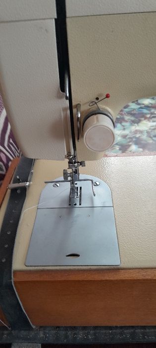 Швейная машина "Чайка-132"