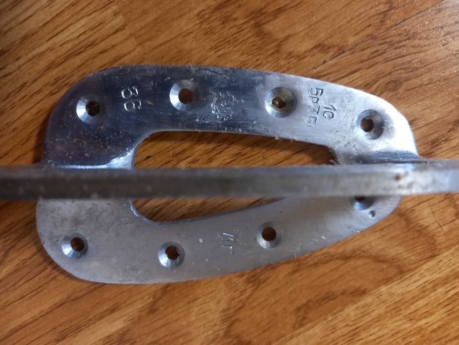 Коньки отдельные фигурные