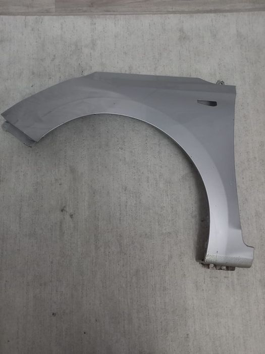 Hundai accent solaris Оригинал крило