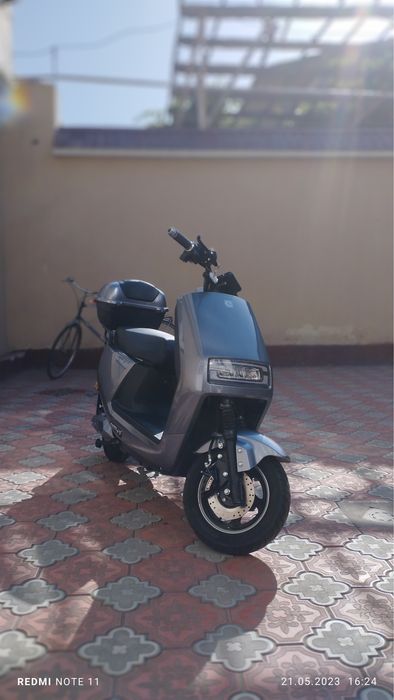 Bodo elektrsukuter sotlad yangiy