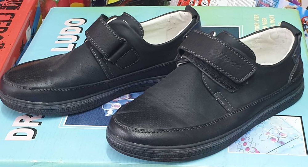 Детски официални обувки