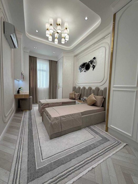 Новостройка Яккасарайский район Заводская,Абдулла Каххара 5/2/6  200кв