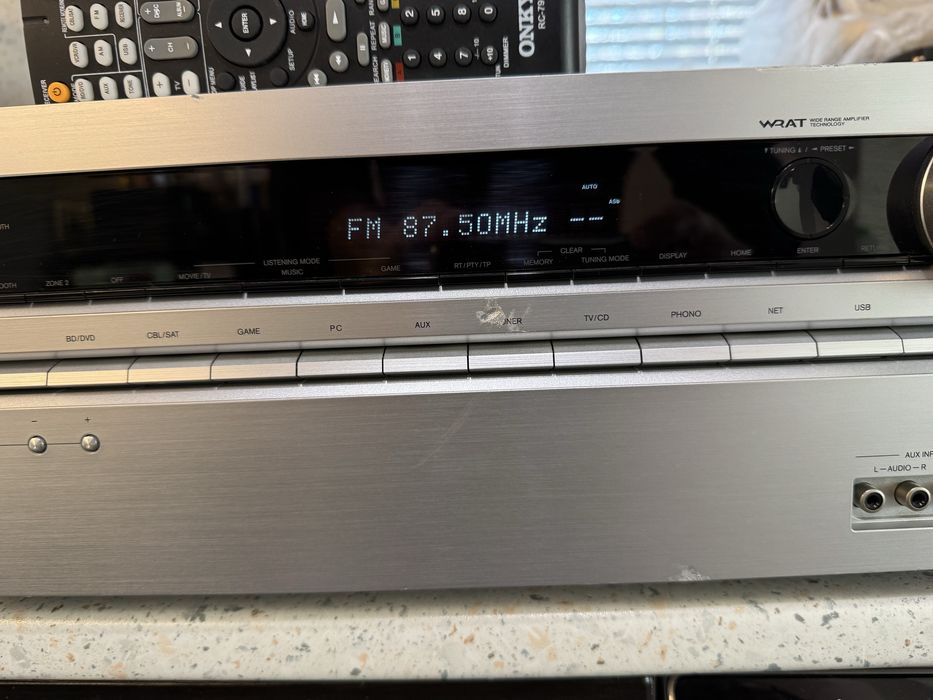 Onkyo TX-NR626 Bluetooth Wi-Fi