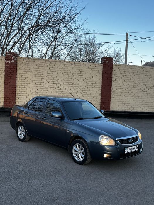 Приора 2 2015 г. Люкс +
