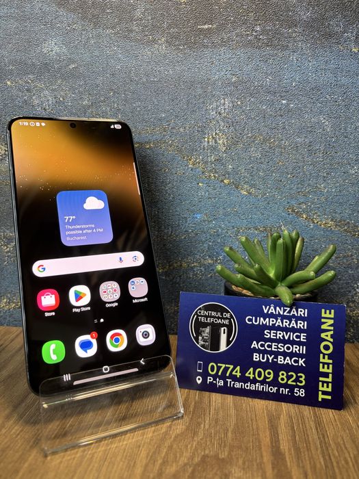 Samsung Galaxy S22 Plus/128Gb/Garantie 2Ani Centrul de Telefoane/Rate