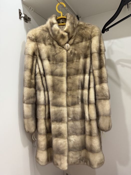 Норковая шуба, рукава-трансформер.