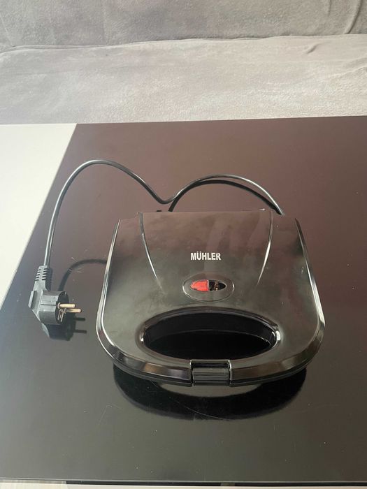 Уред за сандвичи MUHLER