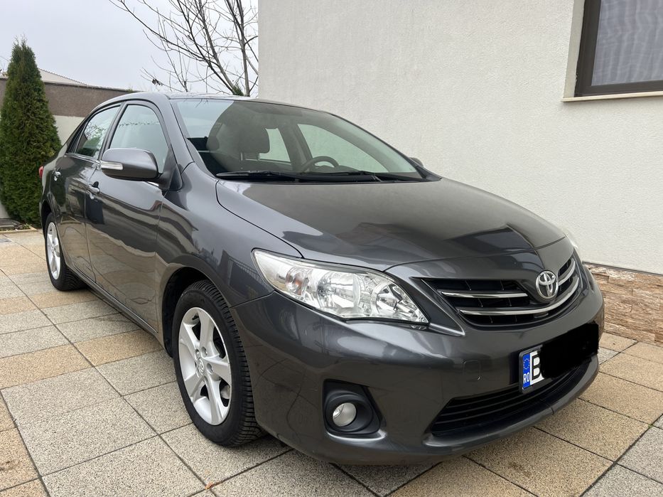 Toyota corolla an 2011