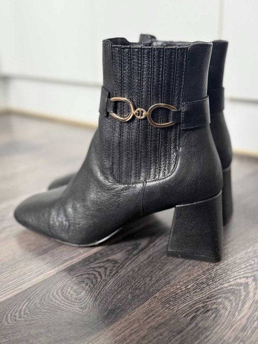 Боти на ток на марката GEOX - 37 размер