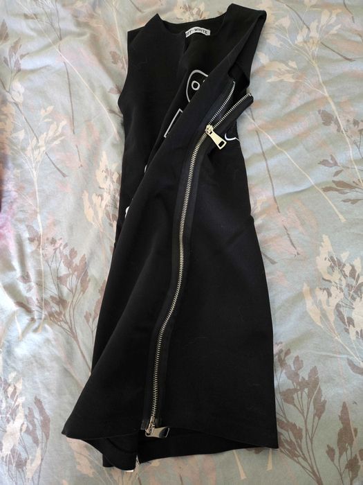 Спортно елегантна рокля