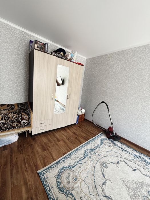 Сдам 1 кв  20 мкр, 110 тыс+ком