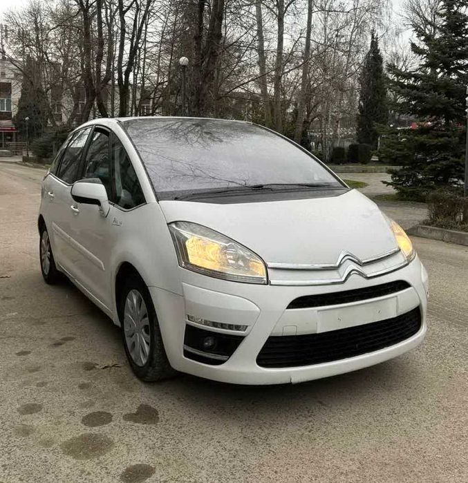Citroen C4 Picasso 2.0 HDI 150 hp нов внос