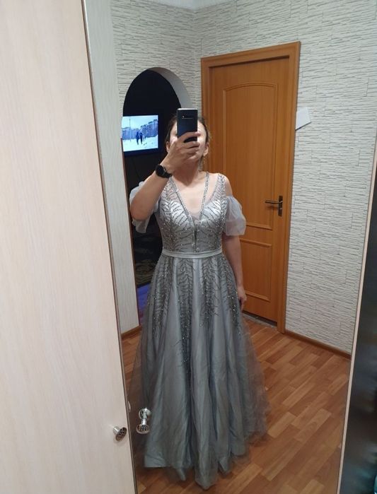 Продам вечернее платье