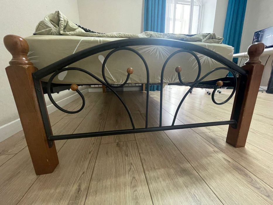 Кровать 1,5спальное