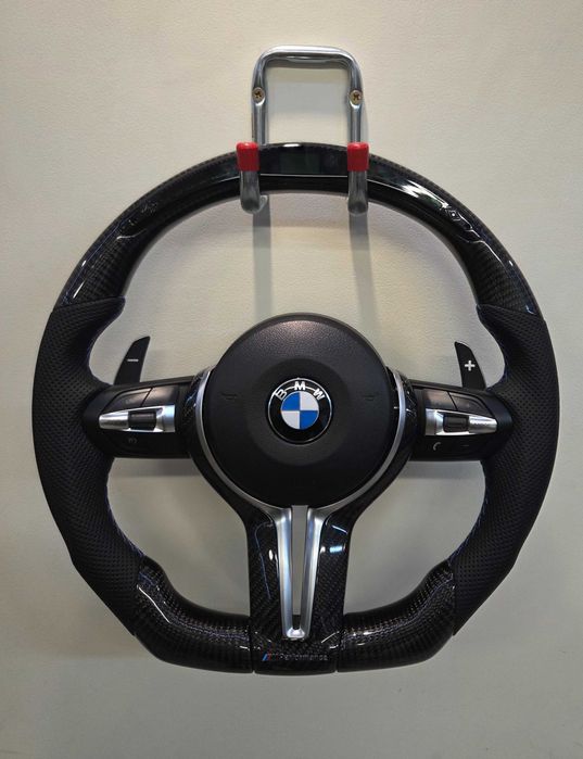 М спорт карбонов волан за БМВ Ф10 Ф11 Ф07 BMW F10 F11 F07 с дисплей