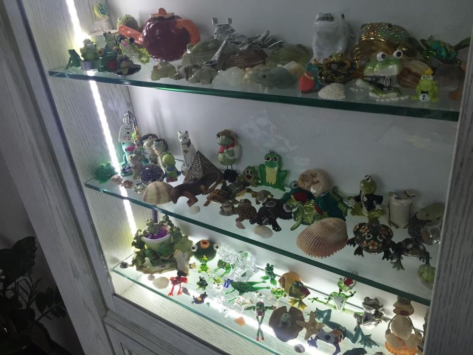 Коллекция лягушек