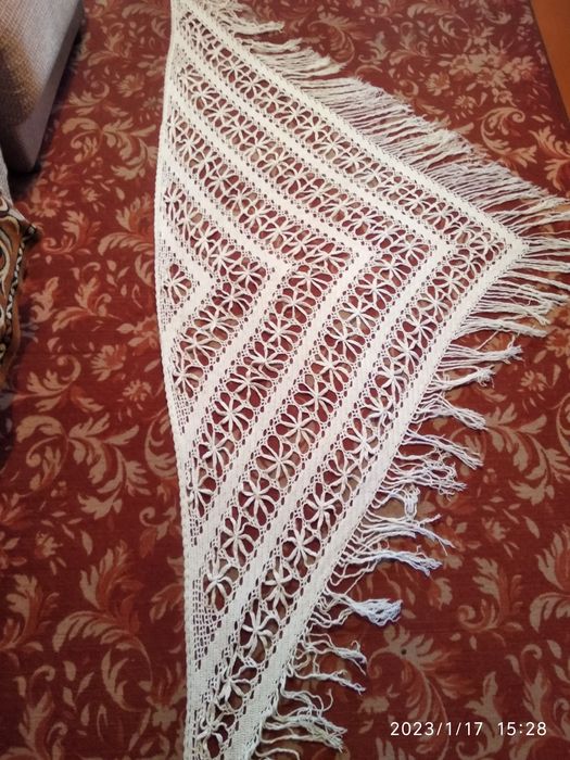 Шаль накидка ручной работы