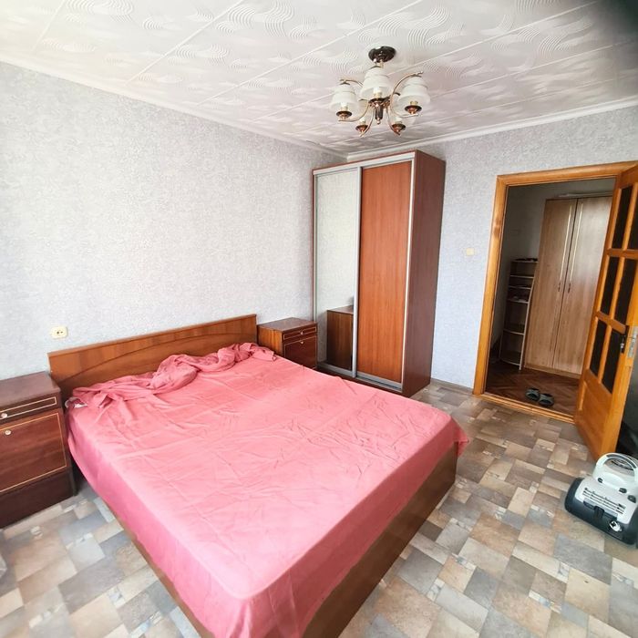 Продаётся 2 комн в 4 мкрне