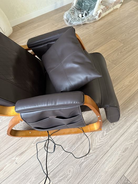 Кресло качалка массажерный