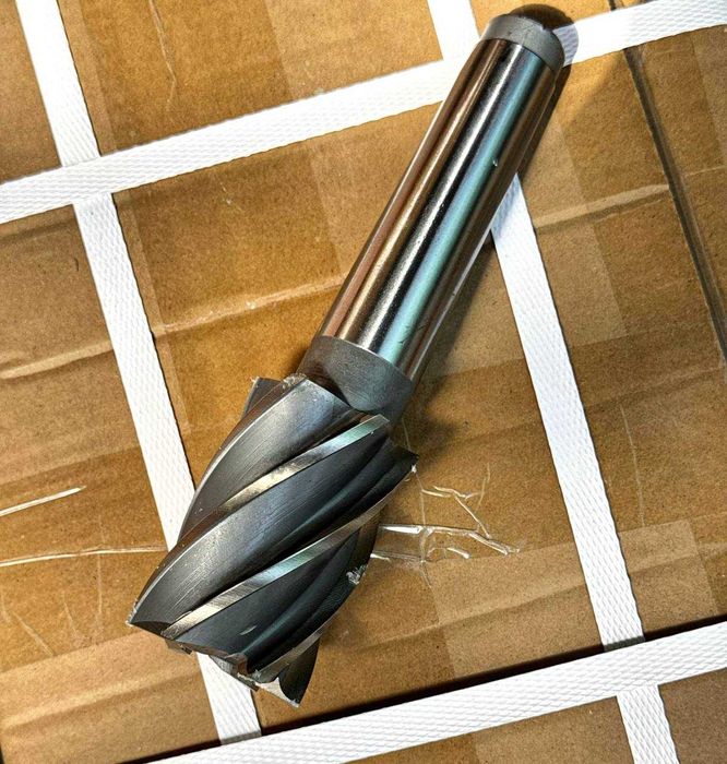 Фреза концевая, цилиндрическая, дисковая, концевая со сменной пластино