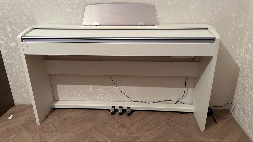 Фортепиано продам