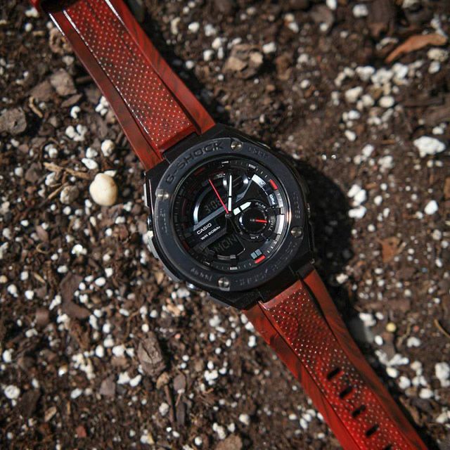 Casio G-Shock GST-210M-4A