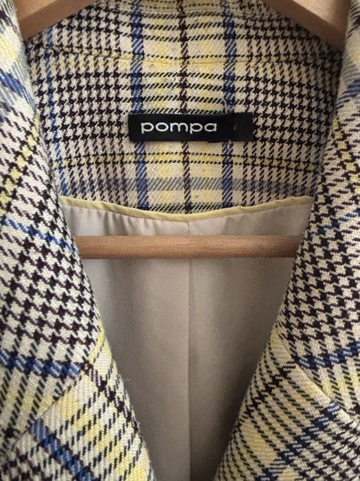 Продам жакет от бренда Pompa.