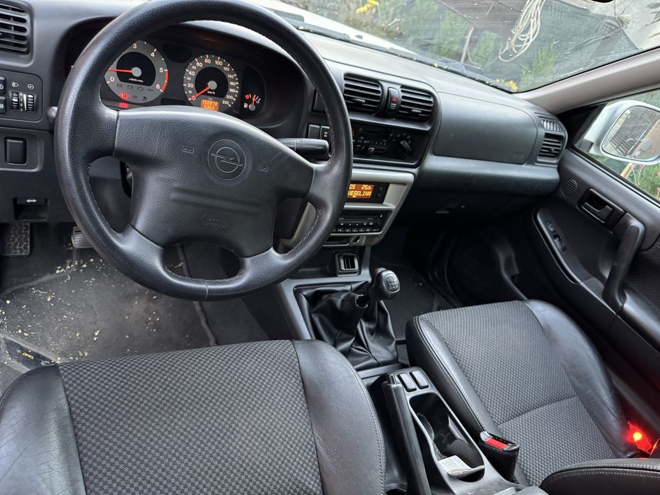 Opel Frontera