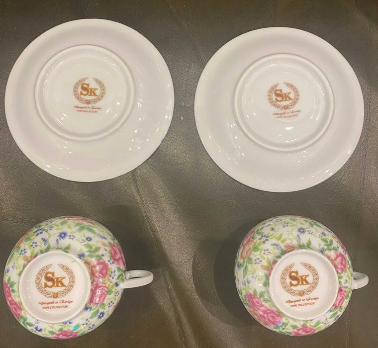 Чешки сервиз за кафе за 2 човека. Фин ”костен” порцелан.