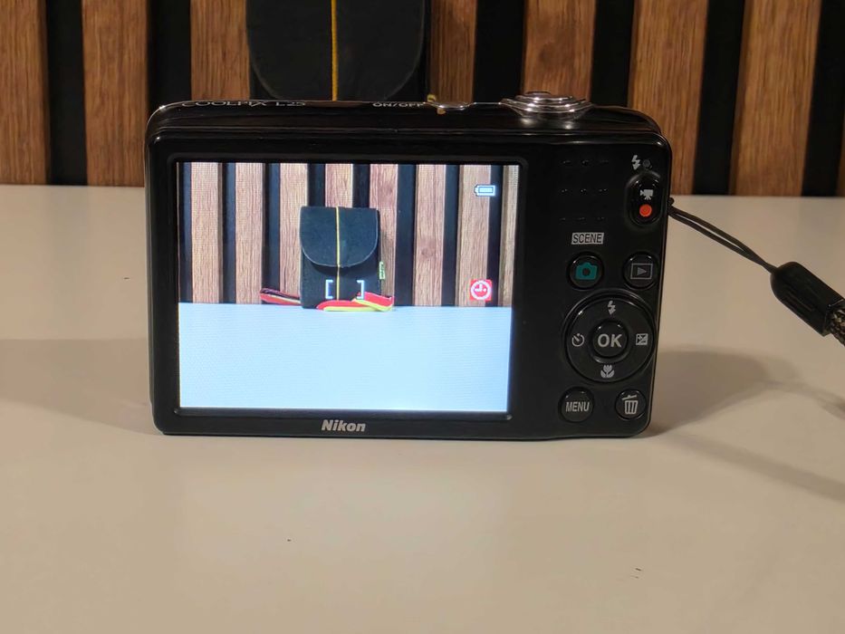 Y2K Aparat foto digital compact Nikon Coolpix L25 10.1MP 5x Zoom