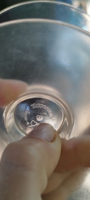 Продам мороженницу или варенницу