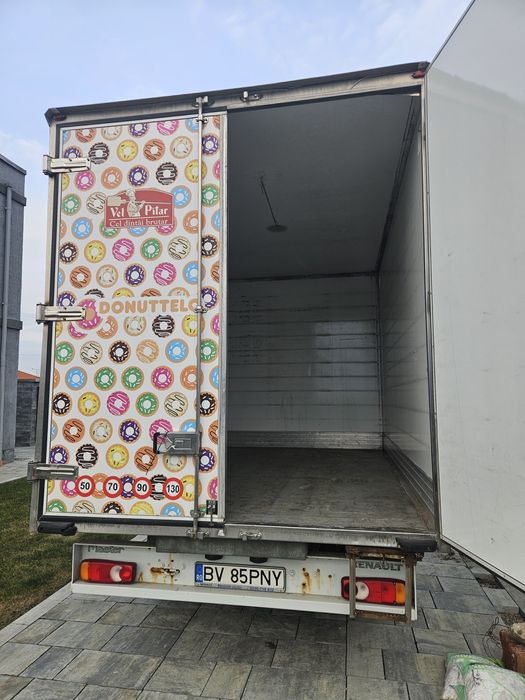 Renault Master 9000EUR/SCHIMB cu MINIBUS 8+1 sau auto frigorific