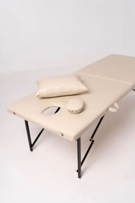 продам кушетку (ламинирование, массаж и тд)