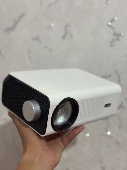 Proektor + Shtativ to‘plami | Yangi | HD Proyektor