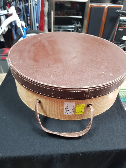 Сервиз с шест броя с чаши за кафе