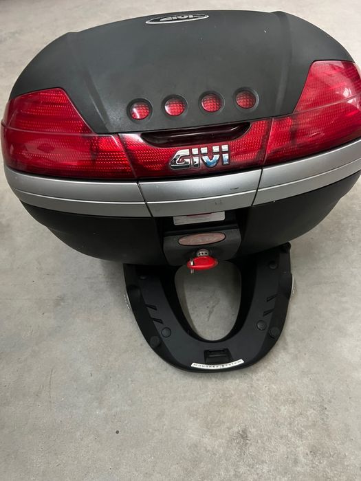 Куфар за мотоциклет