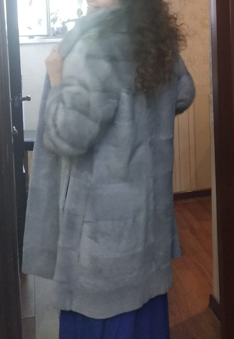 Шуба из голубой норки