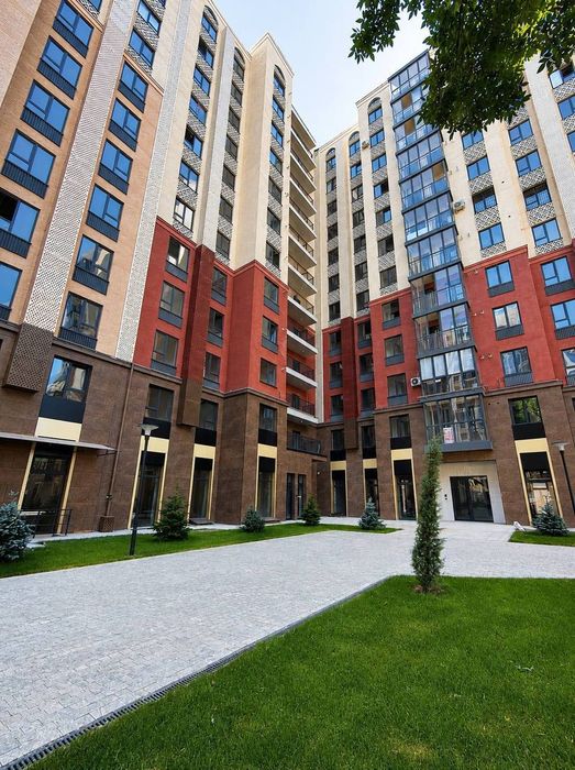 Новостройка Golden House 1/7/16 Ботанический сад  коробка 38м2