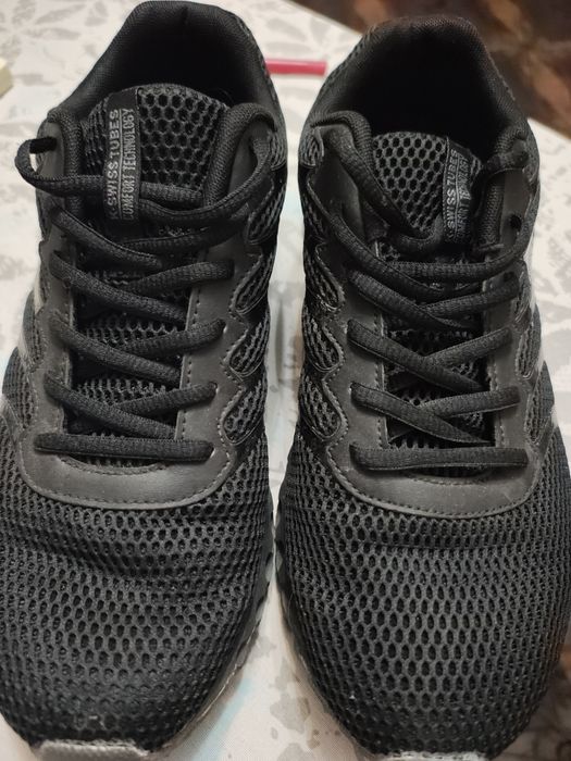 Маратонки K Swiss