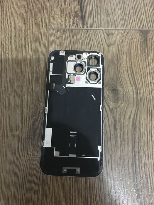 Piese iphone 16 pro