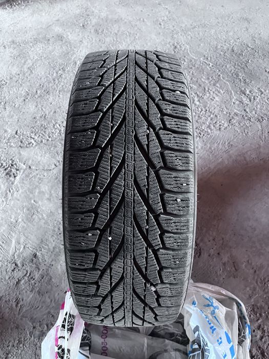 Зимние шины 225/60/R17