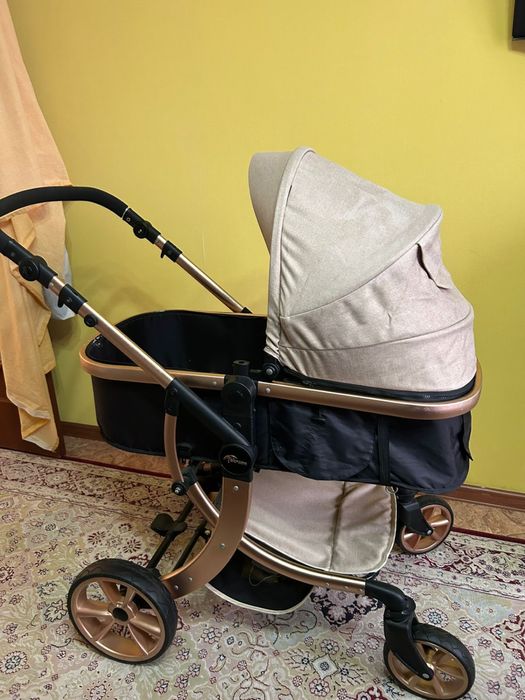 коляска детская.