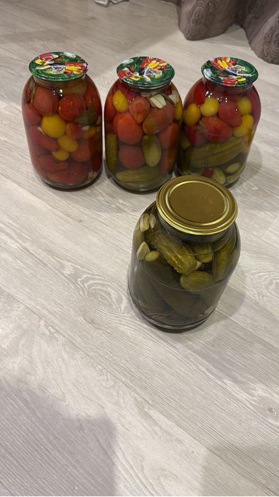 Помидоры ассорти 1600