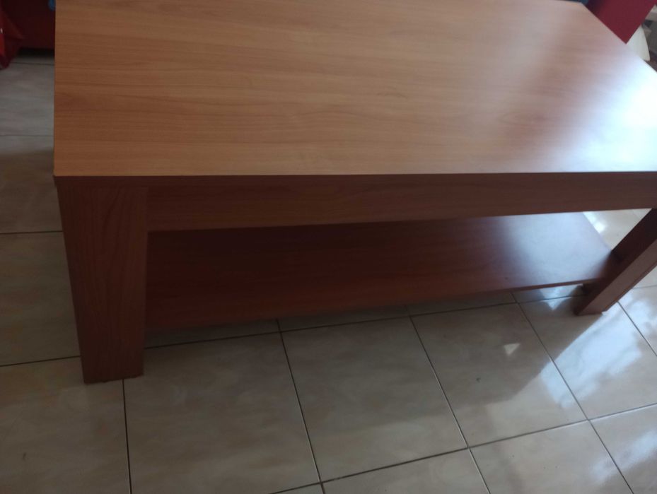 Masa living  L 125cm,H50,lațime 65cm,cu spatiu depozitare