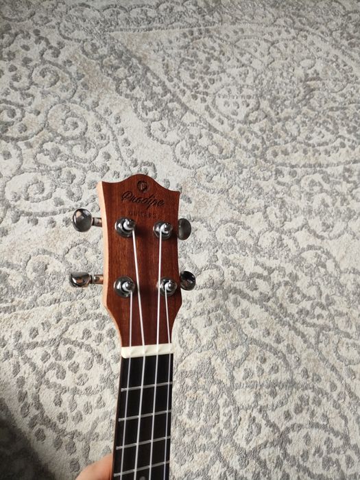 Укулеле, полупрофессиональная