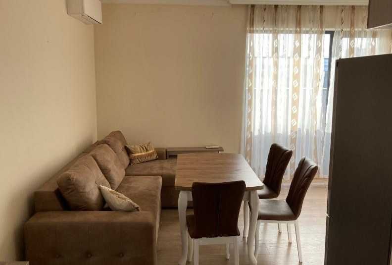 Дава се под наем Двустаен апартамент в Варна, Победа - 57 кв.м за 290.7 € - Снимка #1