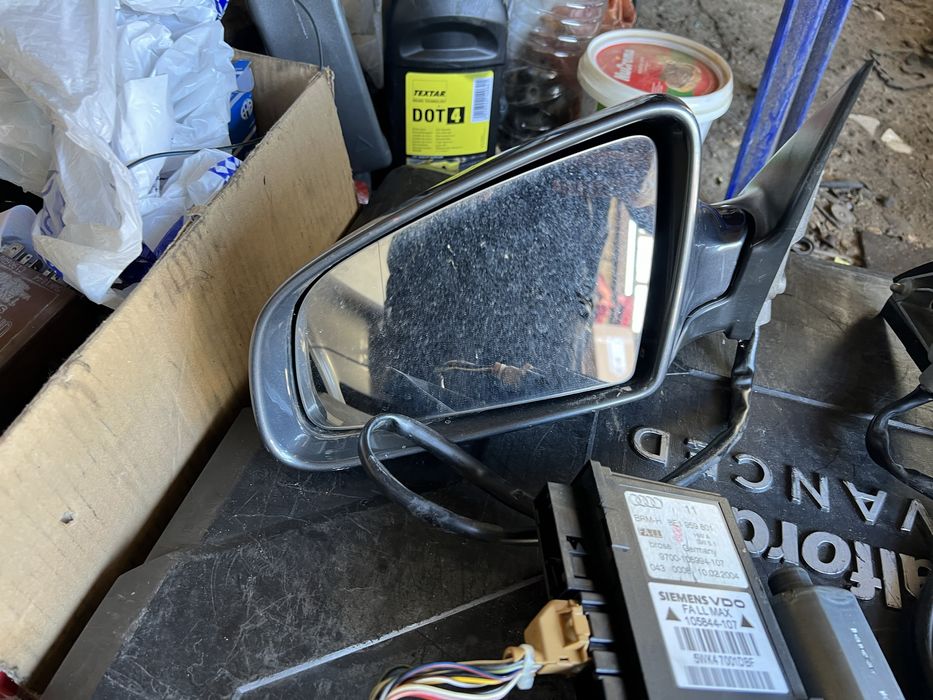 Огледала с ел прибиране а4 б6/б7