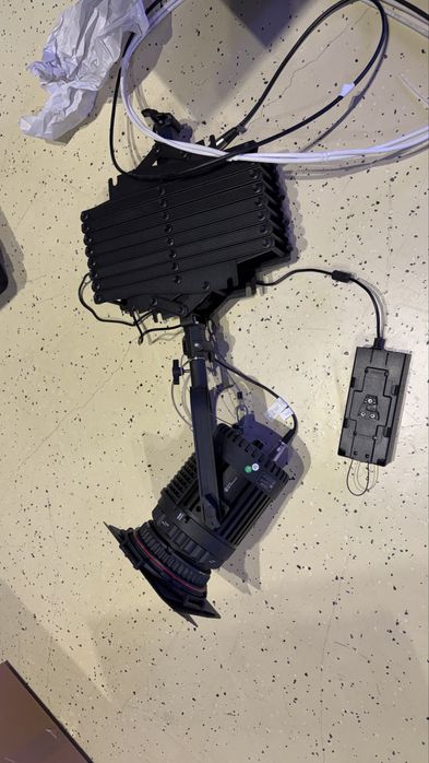 Set NANGUANG CN-60F - Lampa Led Portabila tip fresnel cu pantograf