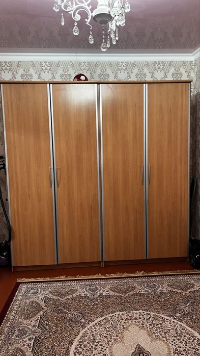 Шкаф 2.30 *2.30 размери